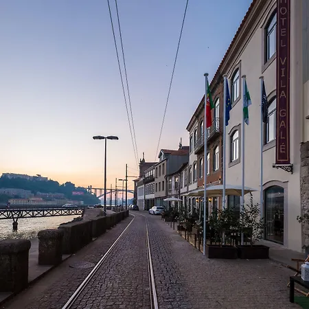 מלון Gale Ribeira 4*