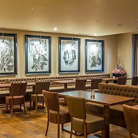 Gale Ribeira 4* Oporto