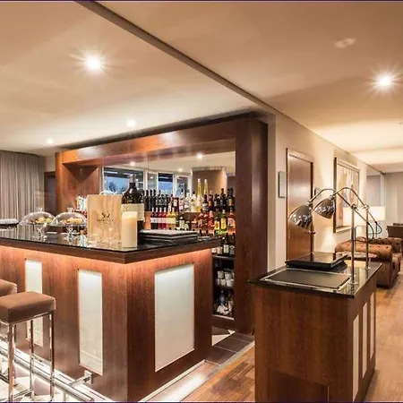 波尔图里贝拉嘉乐酒店
