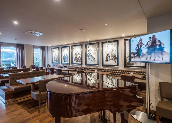 Gale Ribeira 4* Oporto