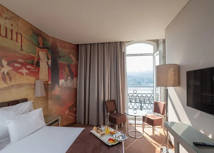 Gale Ribeira 4* Porto