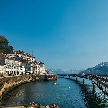 Gale Ribeira 4* Porto