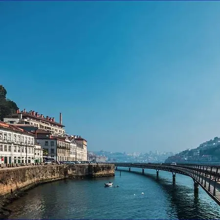 Gale Ribeira Porto
