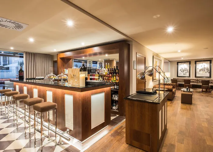 Gale Ribeira 4* 포르투