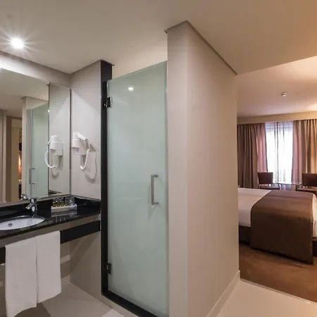 Gale Ribeira فندق 4*