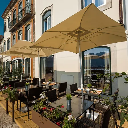 فندق Gale Ribeira 4*