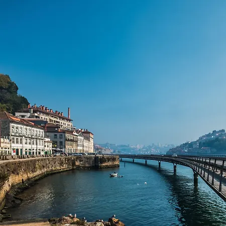 Gale Ribeira بورتو